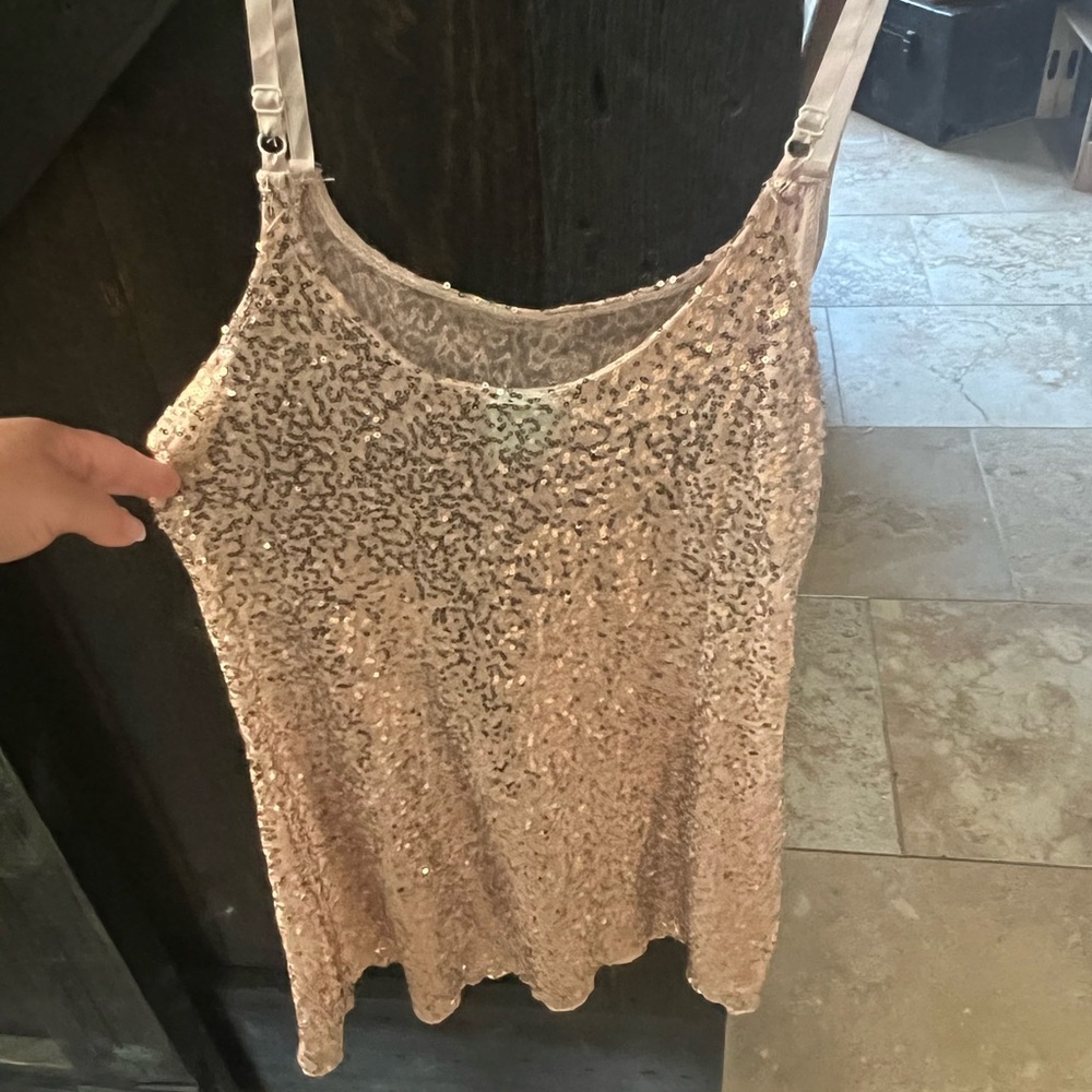 NWT “Happening In the Present” sparkly tank